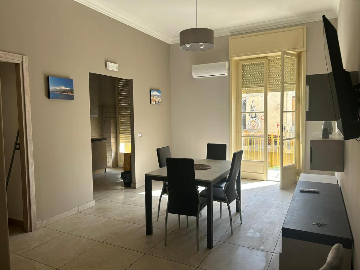 Dimora Sant'Agata Apartment Катания Екстериор снимка